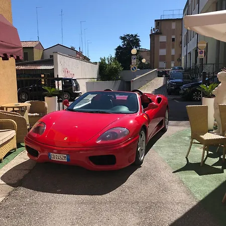 Delle Rose Отель 2*