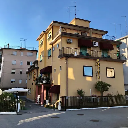 Hotel Delle Rose 2*