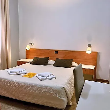 Hotel Delle Rose 2*
