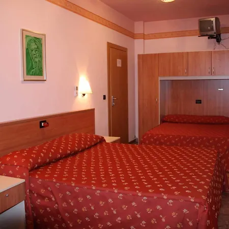Delle Rose Отель Местре