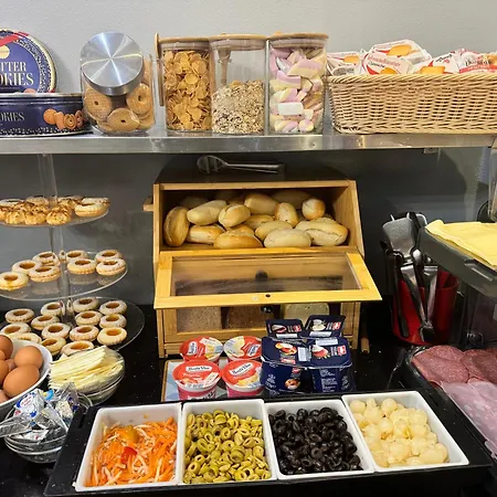 Delle Rose מלון מסטרה