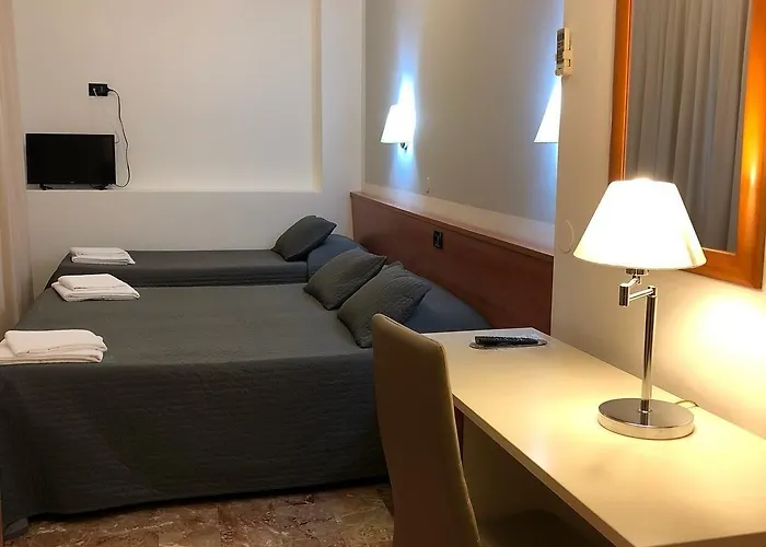 מלון Delle Rose 2*